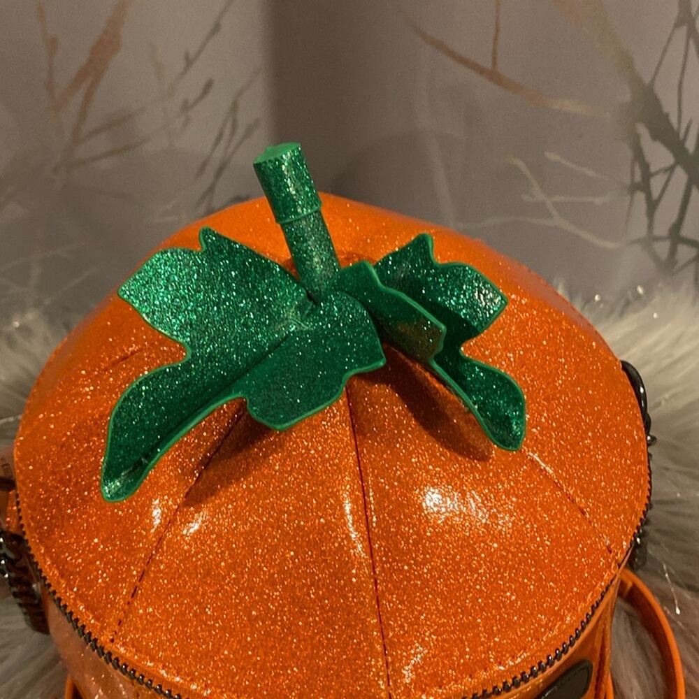 BNWT MAD ENGINE FINE BY ME Glitter Sparkle Pumpkin Halloween Crossbody Bag - Picture 2 of 7